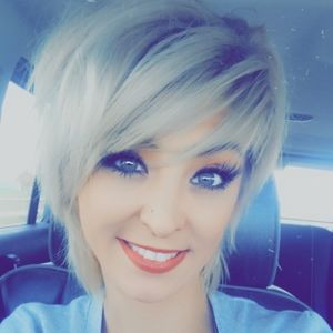 Meet your Posher, Holly